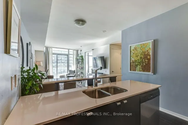 Additional image 7 of 103 The Queensway Ave Unit 2707
