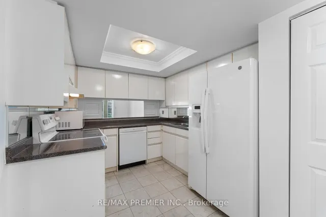 Additional image 13 of 33 University Ave Unit 502