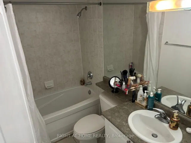 Additional image 9 of 18 Yonge St Unit 2404