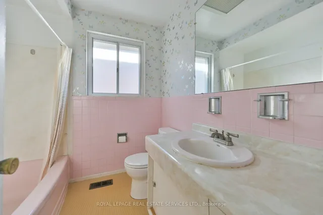 Additional image 23 of 18 Torrington Dr