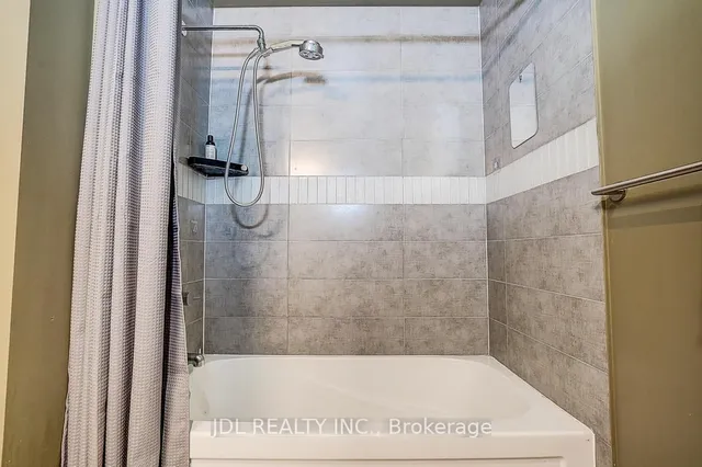 Additional image 29 of 99 John St Unit 3702