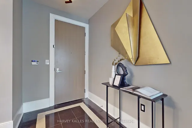 Additional image 36 of 29 Queens Quay Unit 813