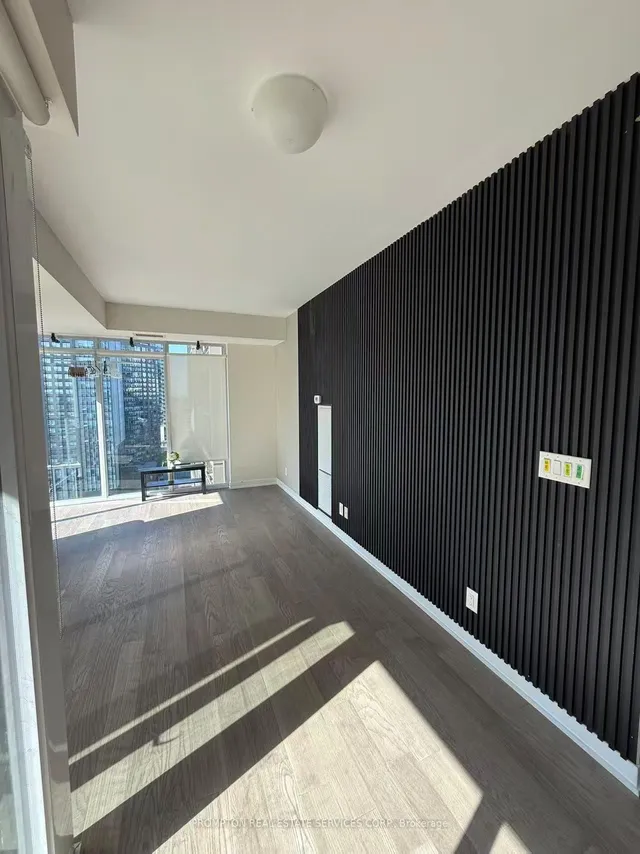 Additional image 9 of 17 Dundonald St Unit 1607