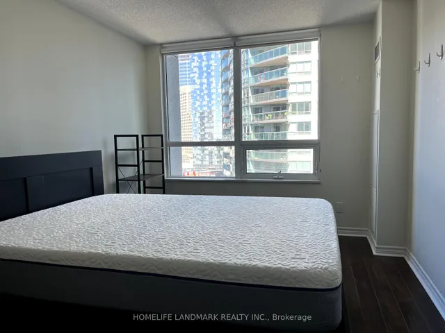 Additional image 7 of 19 Grand Trunk Cres Unit 1706