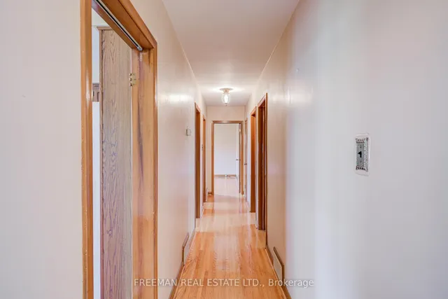 Additional image 8 of 102 Hallsport Cres