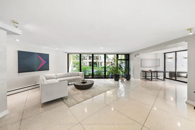 Additional image 17 of 581 Avenue Rd Unit 204