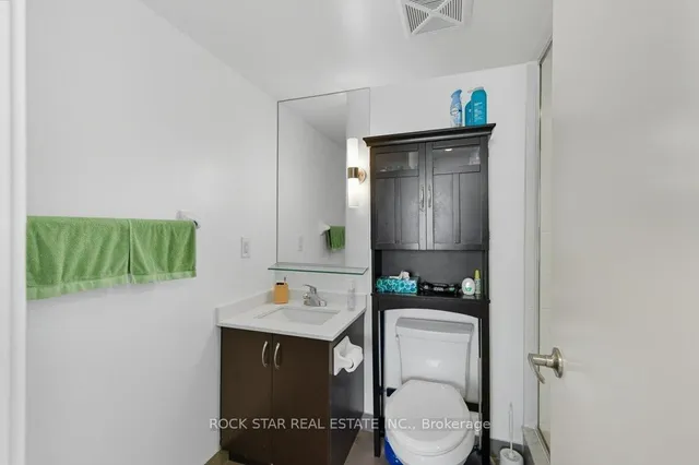 Additional image 21 of 320 Richmond St Unit LPH13