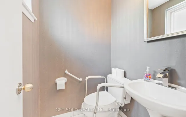 Additional image 12 of 54 Ringway Cres