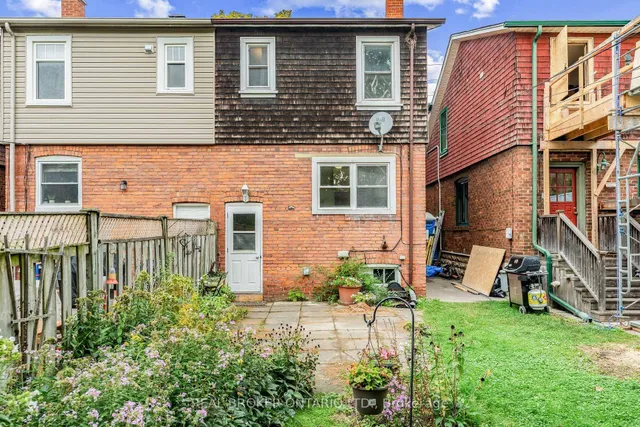 Additional image 28 of 47 Mortimer Ave