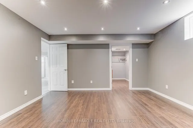 Additional image 39 of 124 Winding Wood Cres