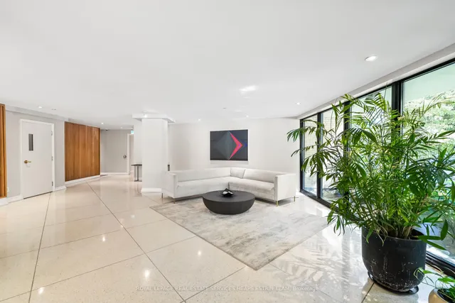 Additional image 16 of 581 Avenue Rd Unit 204