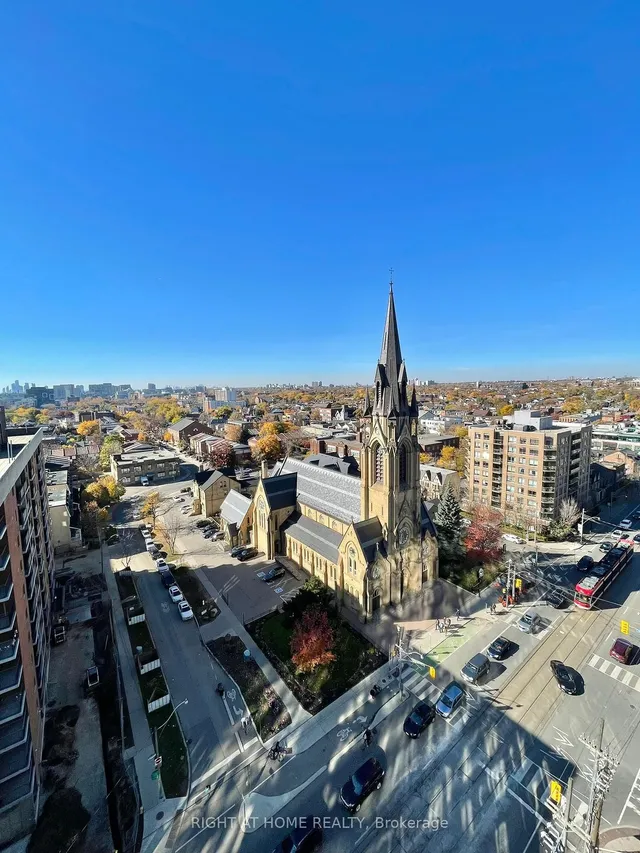 Additional image 28 of 111 Bathurst St Unit 1205