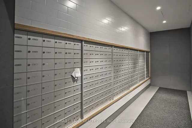 Additional image 43 of 195 McCaul St Unit 1004