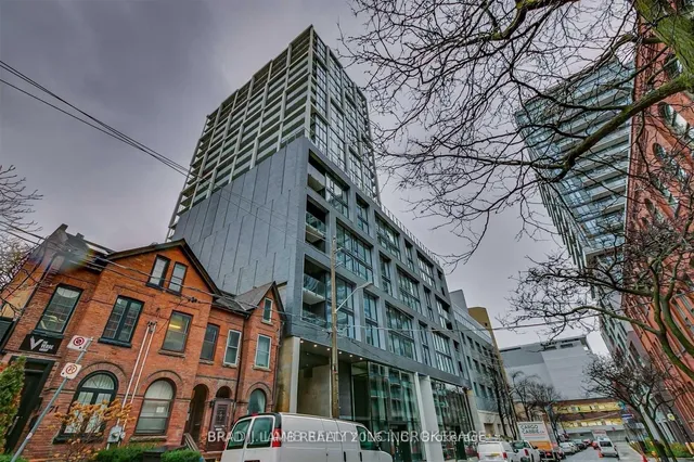 55 Ontario St Unit 812