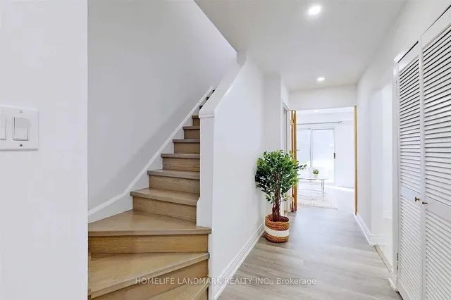 Additional image 10 of 314 Sprucewood Crt