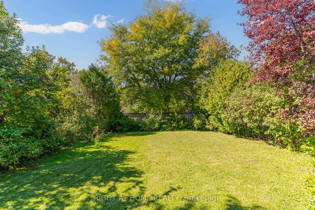 Additional image 41 of 22 Rainier Sq