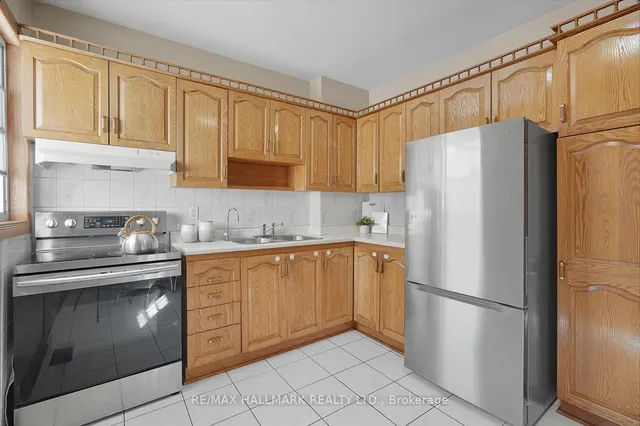 Additional image 15 of 533 Milverton Blvd