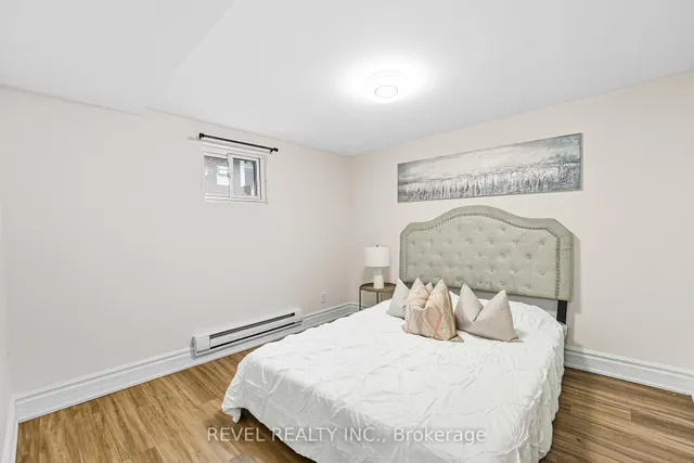 Additional image 40 of 63 Crosland Dr