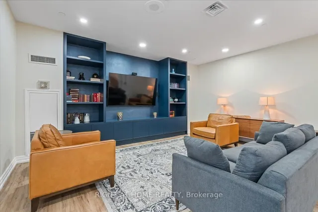 Additional image 33 of 101 Subway Cres Unit 1011