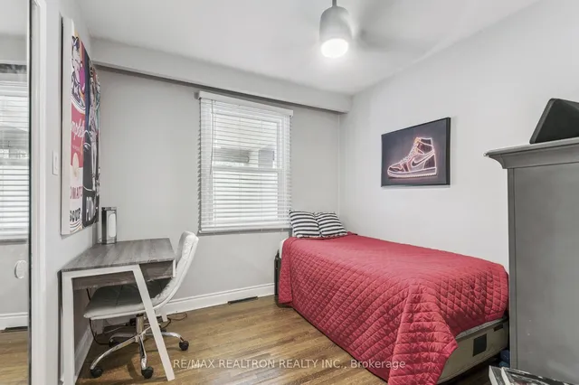 Additional image 26 of 22 Midvale Rd