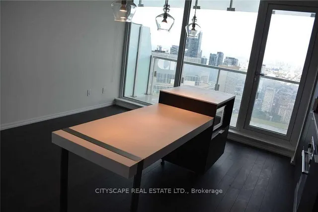 Additional image 4 of 197 Yonge St Unit 4811