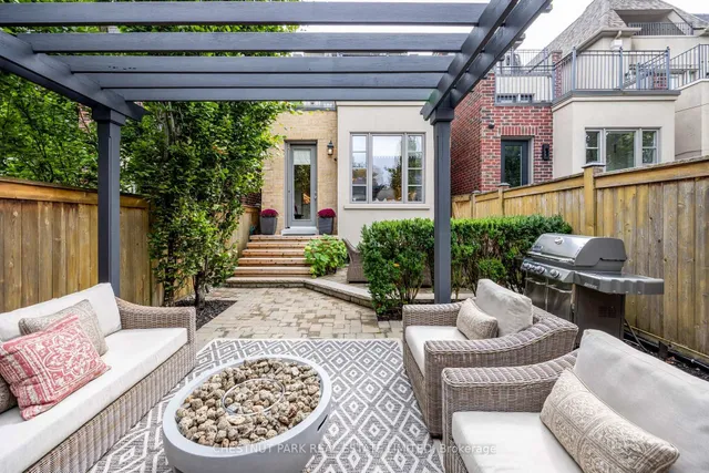 Additional image 48 of 322 Woburn Ave