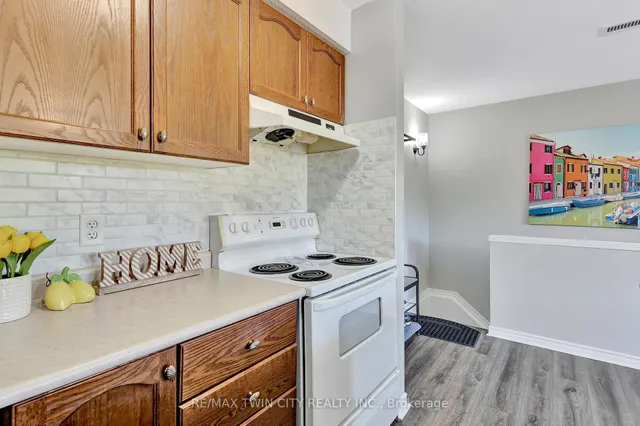 Additional image 17 of 45 Cedarhill Cres Unit 1D