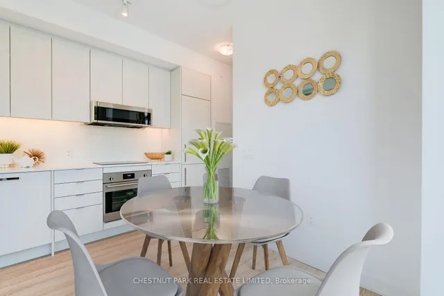 Additional image 10 of 250 Lawrence Ave Unit 406