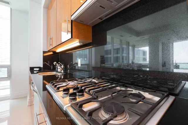 Additional image 21 of 16 Harbour St Unit 5101