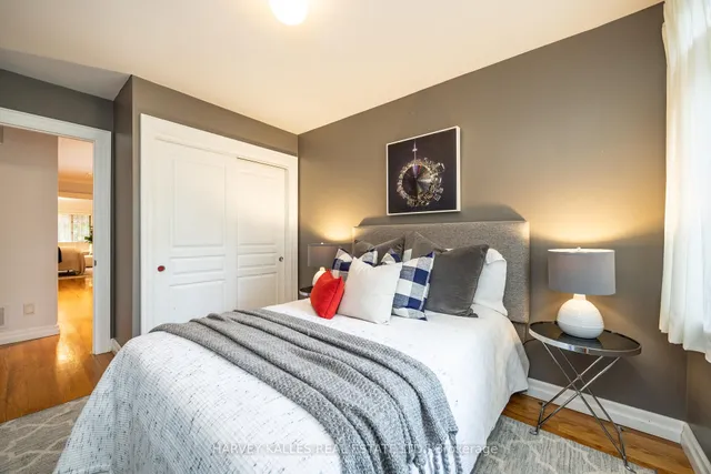 Additional image 30 of 94 Melrose Ave