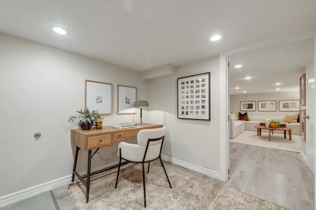 Additional image 38 of 23 Caroline Ave