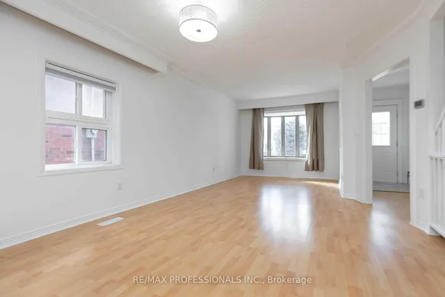 Additional image 3 of 5 Teston Blvd