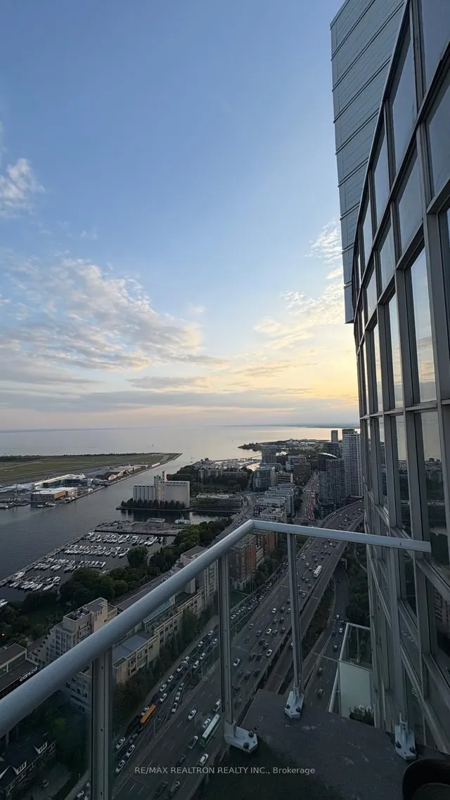 Additional image 22 of 35 Mariner Terr Unit PH3