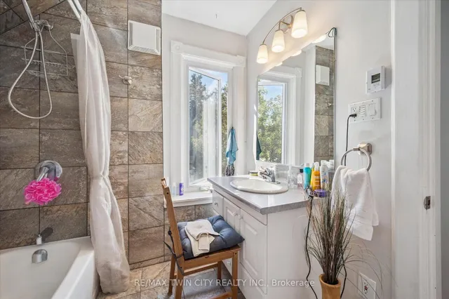 Additional image 23 of 45 Samuel St