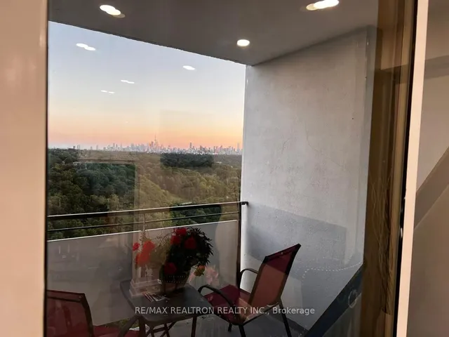 Additional image 17 of 60 Pavane Linkway Way Unit 1804