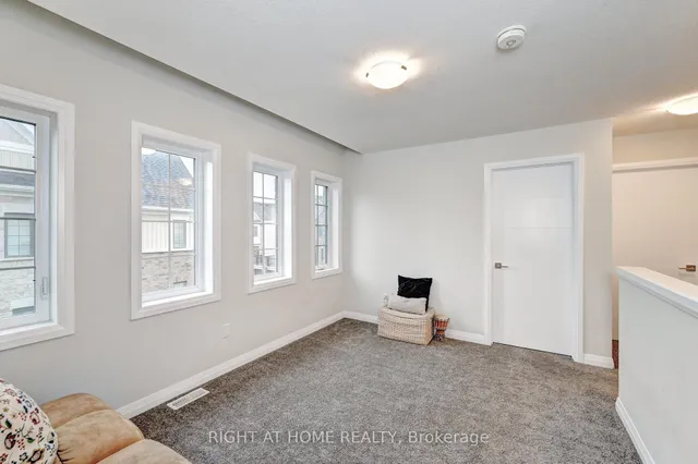 Additional image 36 of 14 Bank Swallow Cres