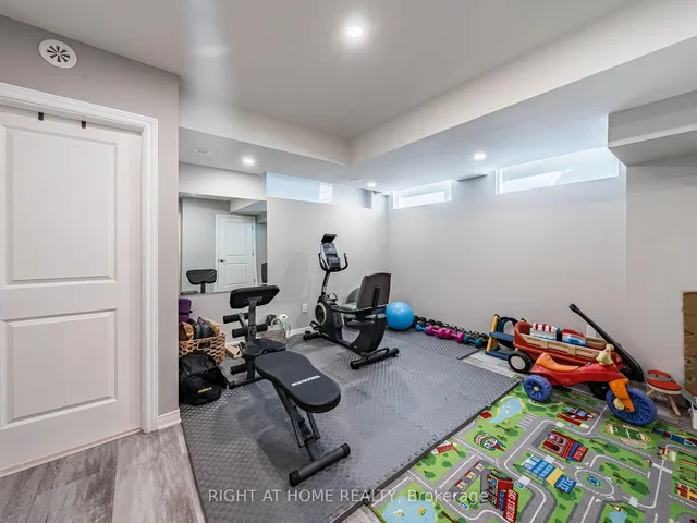 Additional image 43 of 26 APPLEWOOD Lane Unit 44