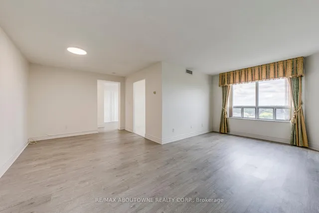 Additional image 6 of 5418 Yonge St Unit 1805