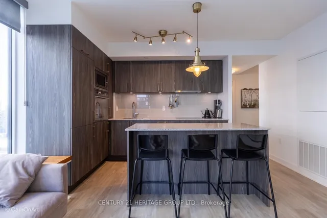 Additional image 19 of 27 Bathurst St Unit 1001