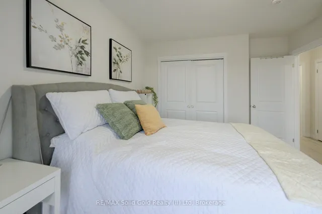 Additional image 21 of 160 Rochefort St Unit A4