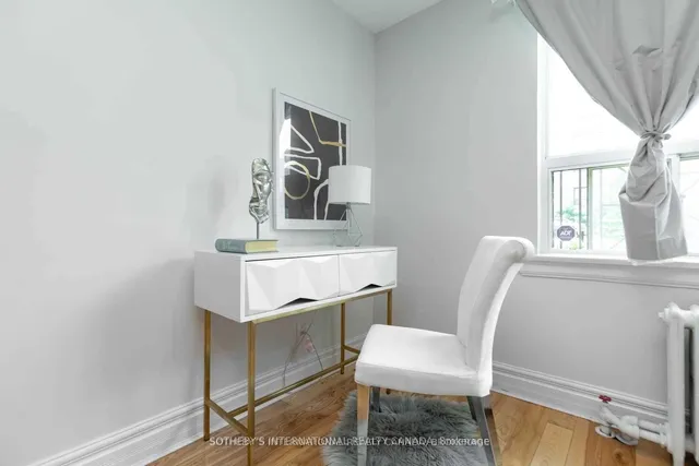 Additional image 7 of 35 Raglan Ave Unit 108