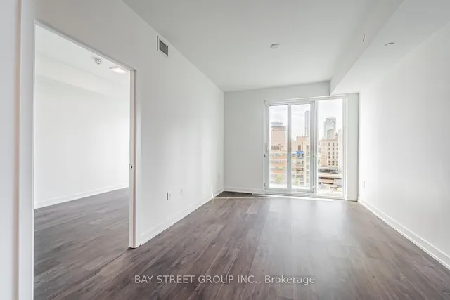 Additional image 12 of 50 Mccaul St Unit 1008