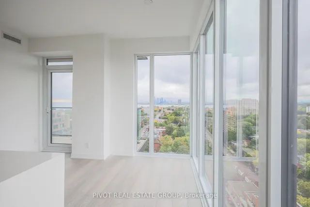 Additional image 7 of 285 Dufferin St Unit 1508