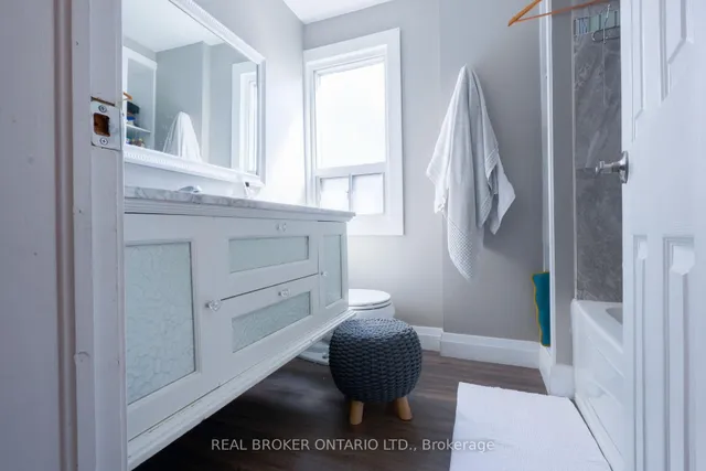 Additional image 24 of 54 Tower Dr