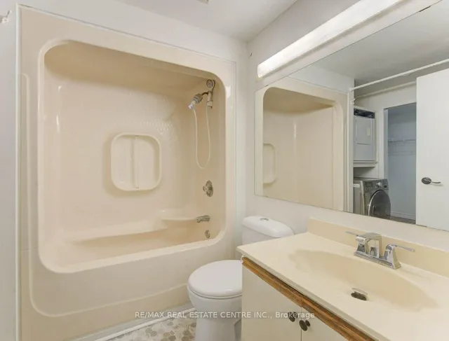 Additional image 20 of 20 Ellen St Unit 405