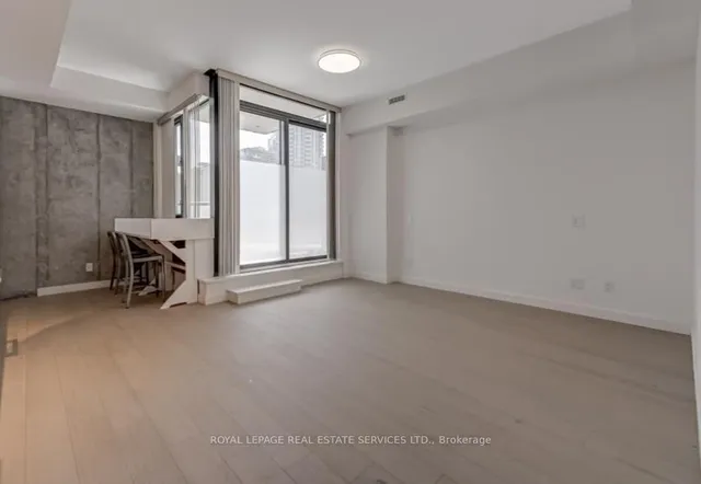 Additional image 6 of 81 Wellesley St Unit 203