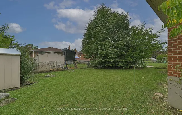 Additional image 23 of 32 Orangewood Cres