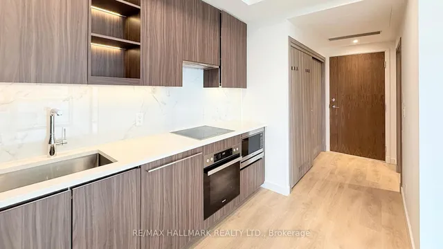 Additional image 4 of 27 McMahon Dr Unit 1609