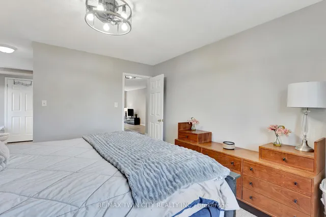 Additional image 36 of 45 Cedarhill Cres Unit 1D