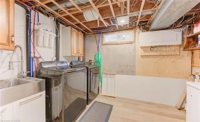 Additional image 32 of 76 Kenwood Dr